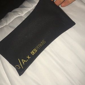 Never worn desi x quay sunglasses